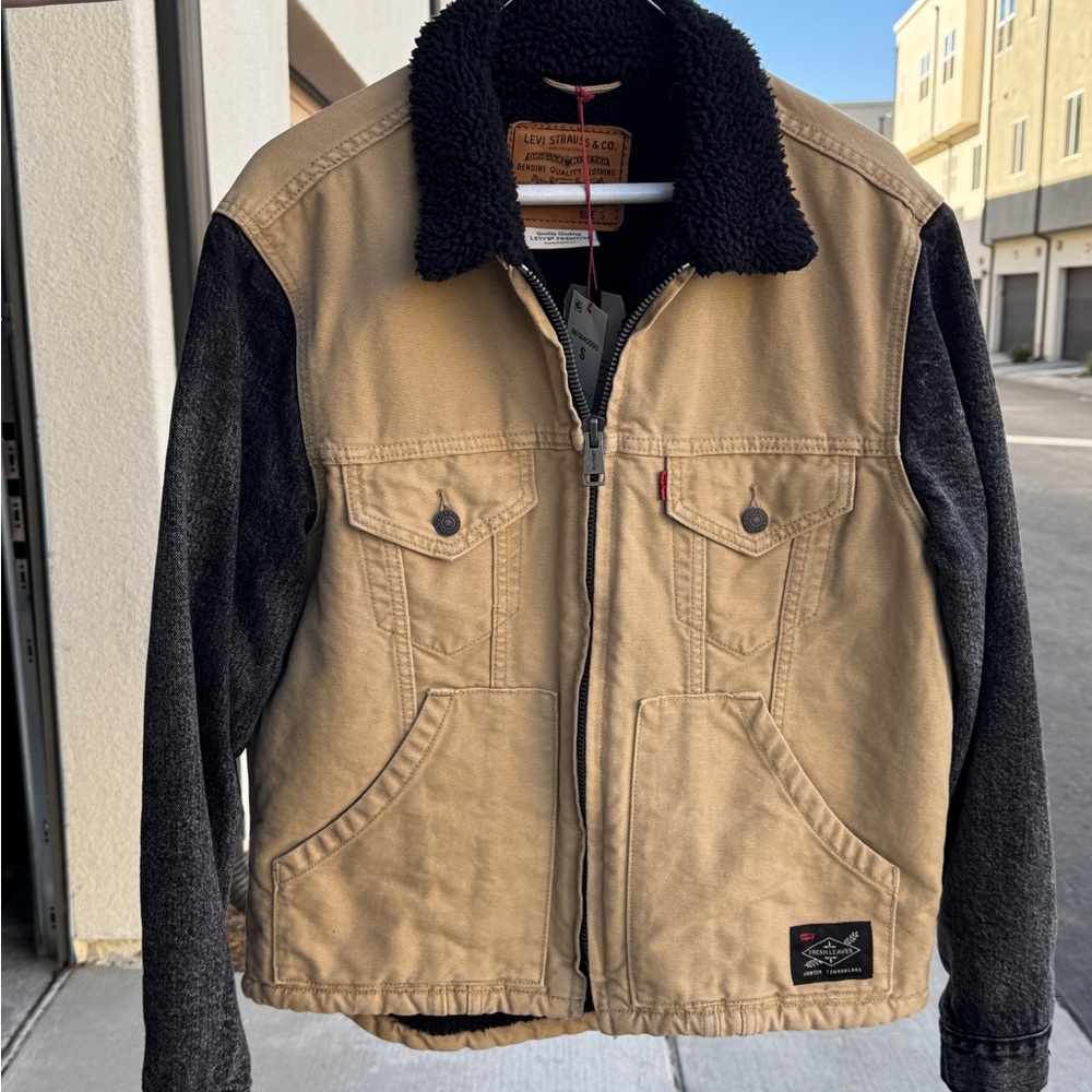 Levi’s barn jacket denim